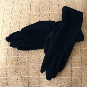 Vintage Black Velvet Gloves